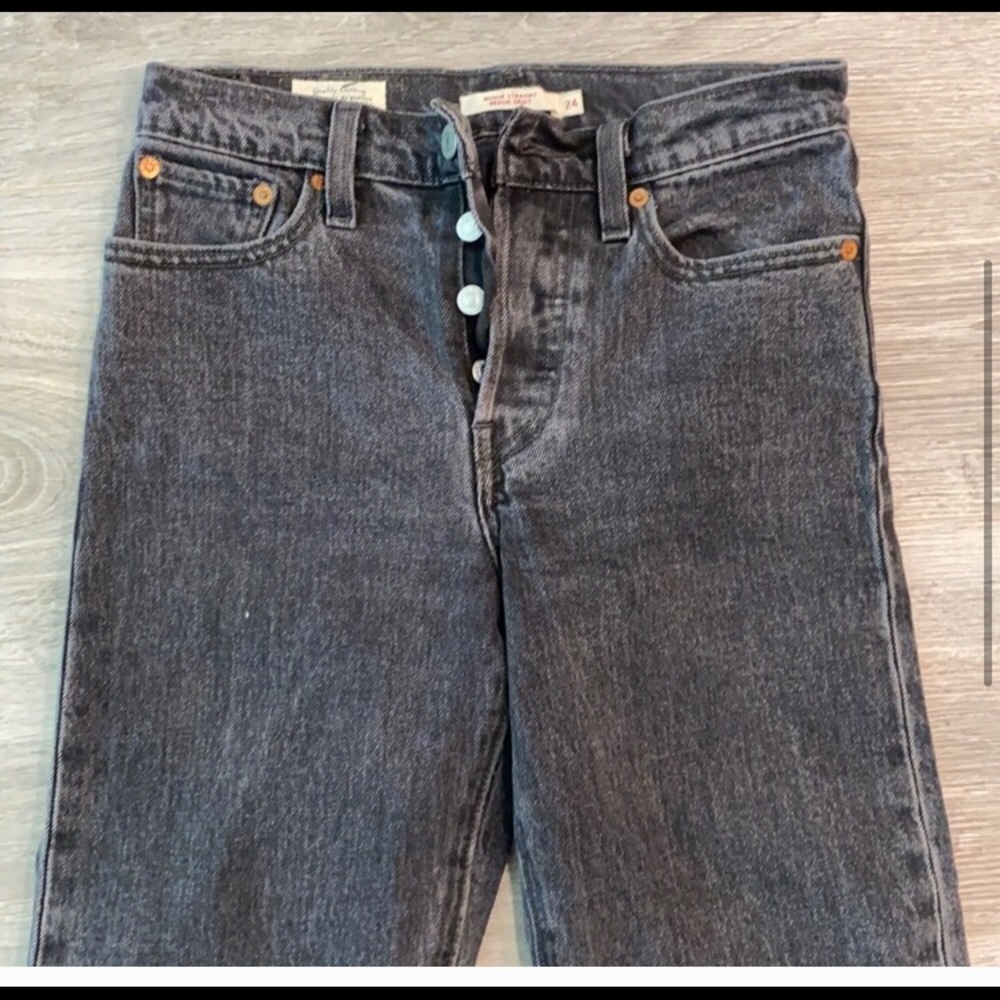Levi’s Wedgie Straight Jeans